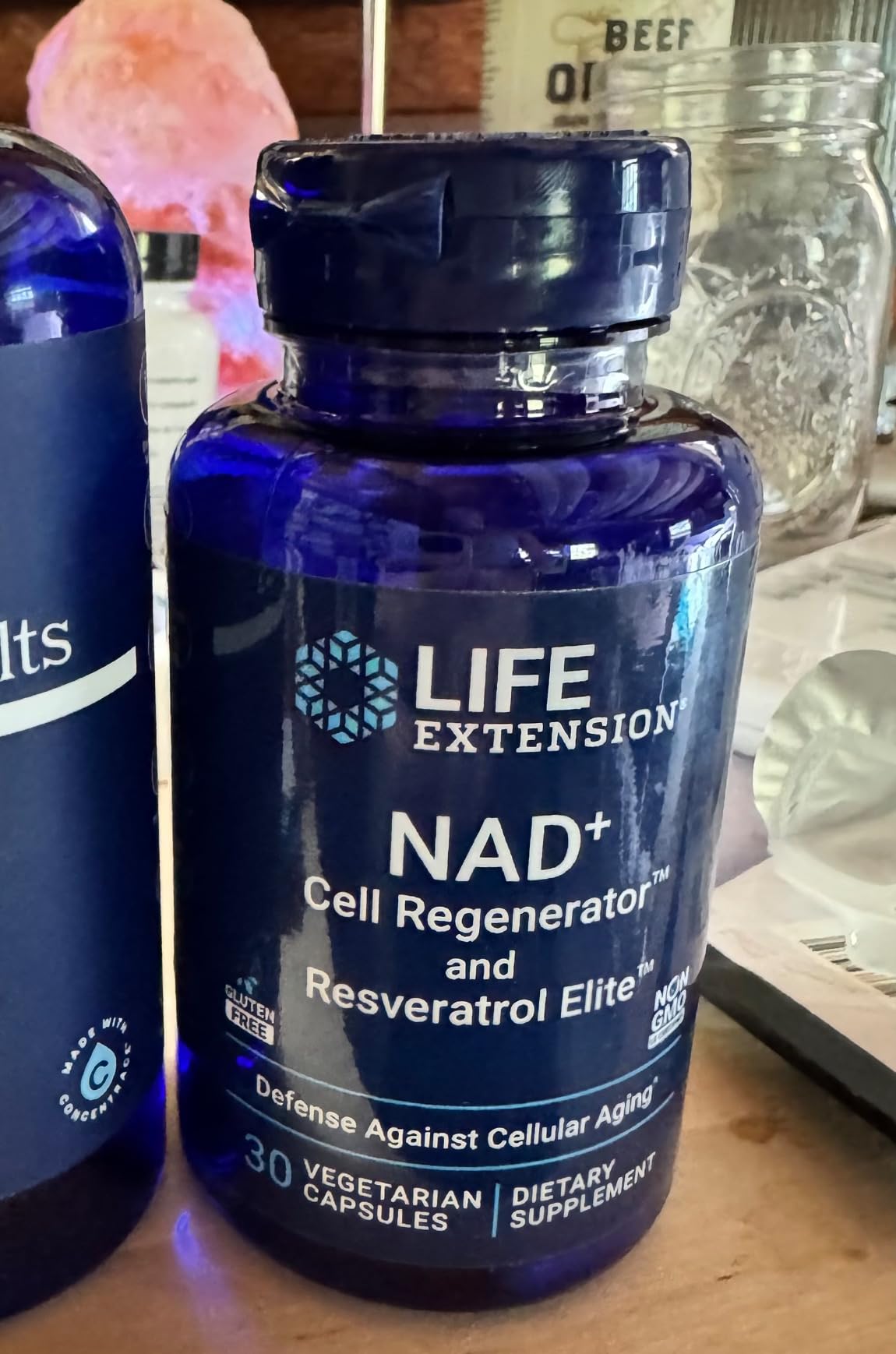 Life Extension NAD+ Cell Regenerator and Resveratrol Elite, nicotinamide riboside, Trans-resveratrol, quercetin, Fisetin, Heart Health, Healthy Aging, Vegetarian, Non-GMO, Gluten Free, 30 Capsules customer photo 1