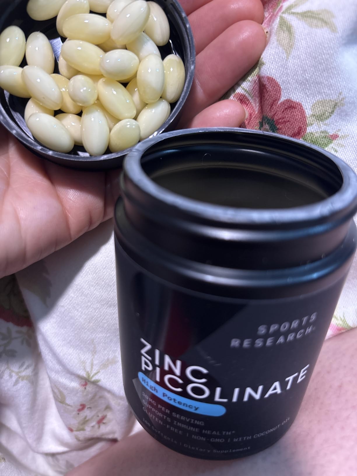 Sports Research High Potency Zinc Picolinate 50mg with Organic Coconut Oil | Highly Absorbable Zinc Supplement for Healthy Immune & Enzyme Function - Non-GMO Tested & Gluten-Free (60 Liquid Softgels) customer photo 2