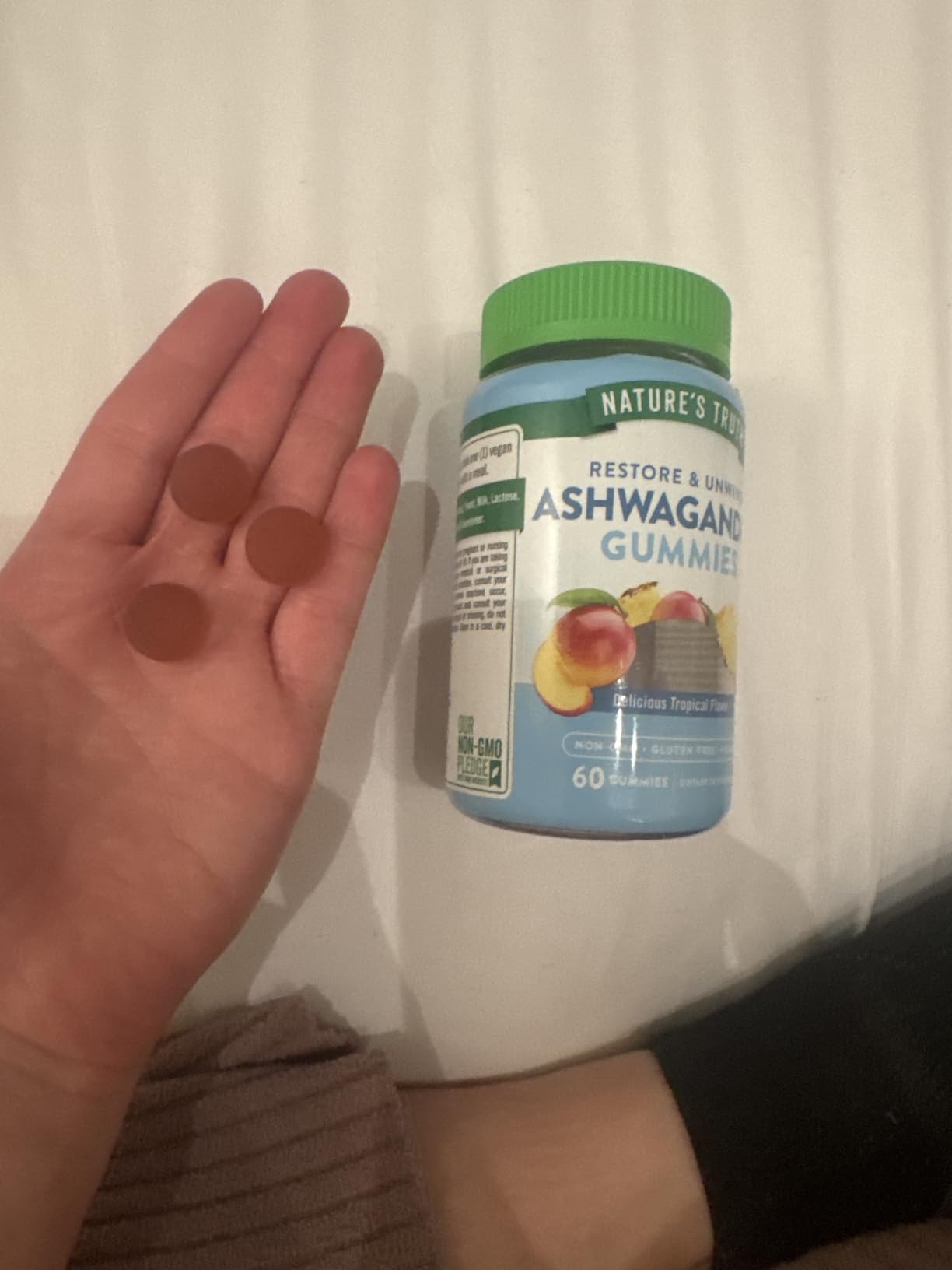 Nature's Truth Ashwagandha Gummies | 60 Count | Tropical Flavor | Vegan, Non-GMO, & Gluten Free Supplement customer photo 2