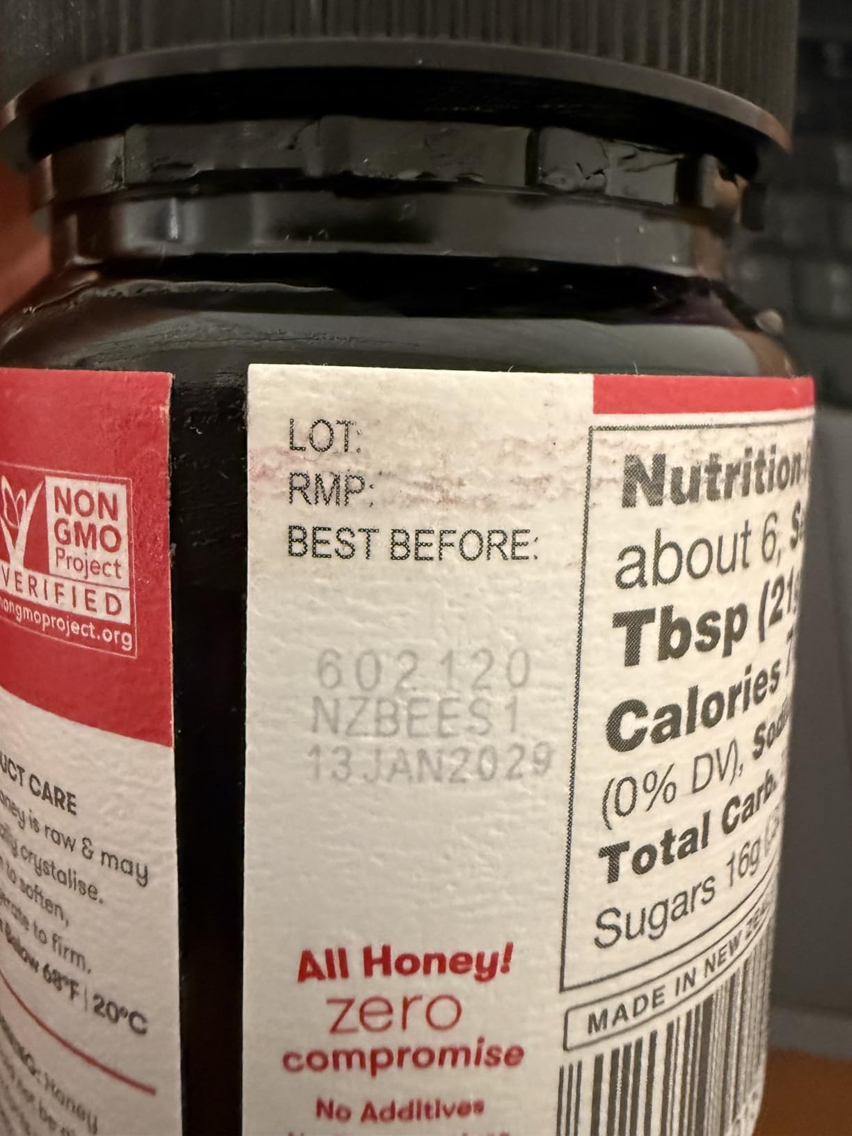 New Zealand Honey Co. Raw Manuka Honey UMF 20+ / MGO 829+ | UMF Certified | 4.4oz customer photo 1