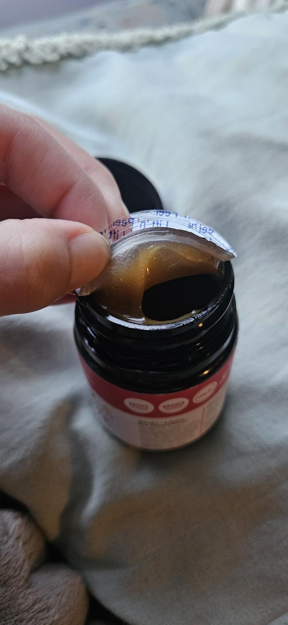 New Zealand Honey Co. Raw Manuka Honey UMF 20+ / MGO 829+ | UMF Certified | 4.4oz customer photo 2