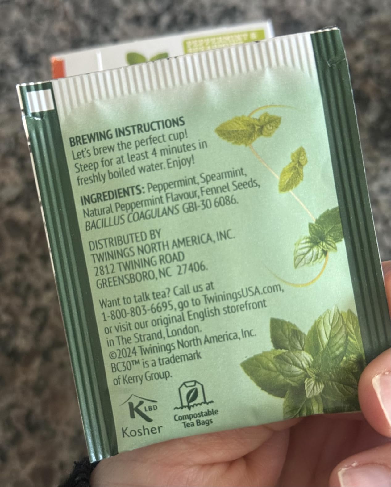 Twinings Superblends Probiotics+ Peppermint & Fennel Herbal Tea, 250 Million CFUs per Cup, 18 Tea Bags (Pack of 1), Naturally Caffeine-Free, Enjoy Hot or Iced customer photo 2