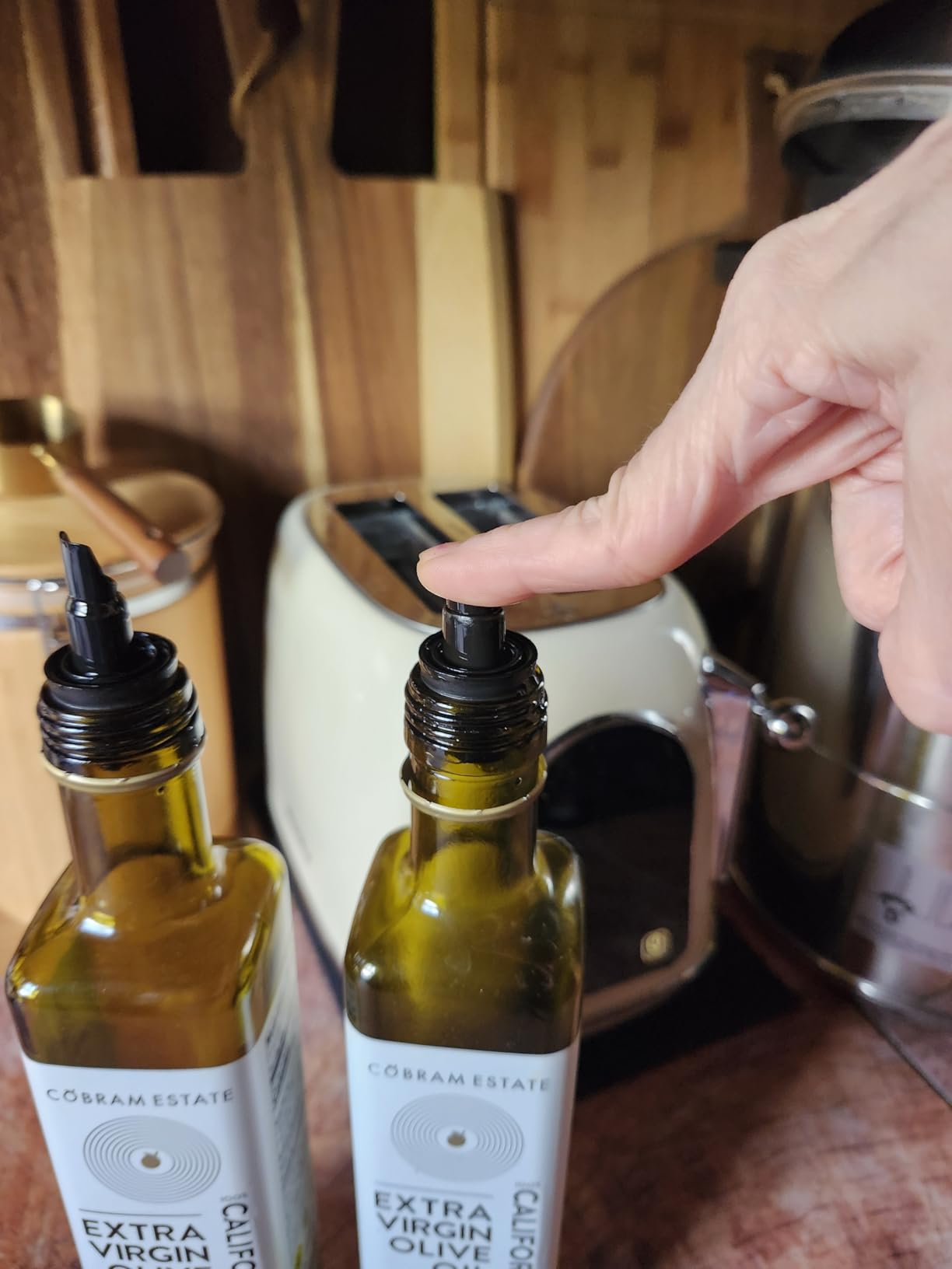 Cobram Estate Mild 100% California Extra Virgin Olive Oil, First Cold Pressed, Non-GMO, Keto Friendly, High in Antioxidants, Sweet & Mellow, 375ml Bottle customer photo 2