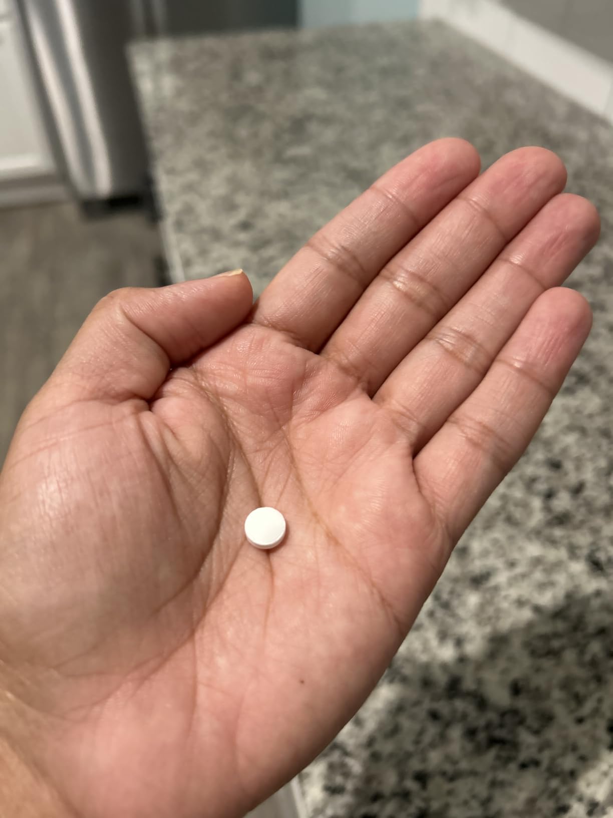 Bronson Biotin 10,000mcg, Supports Healthy Hair, Skin and Nails, Vegetarian, Non-GMO, 150 Tablets customer photo 2