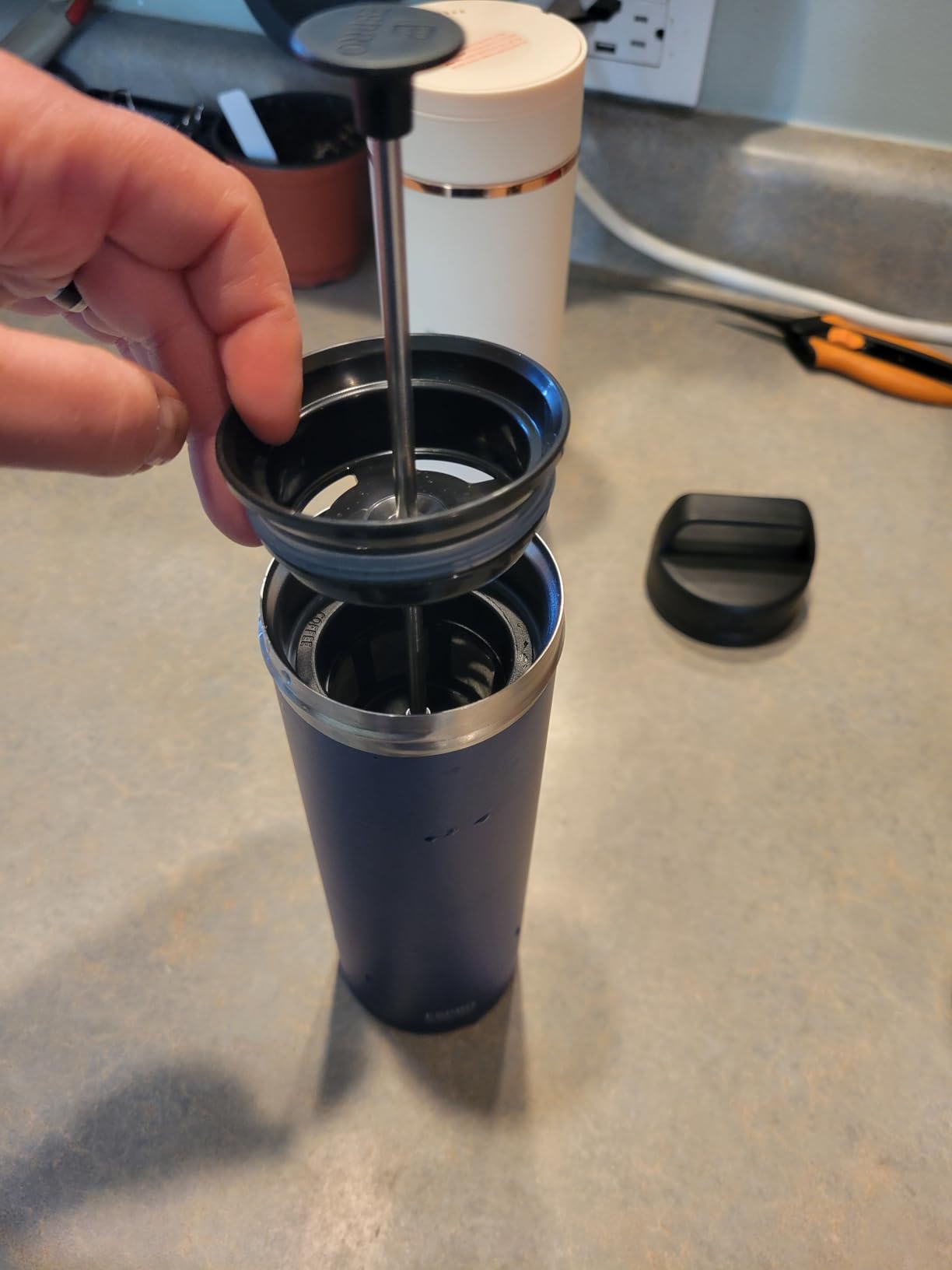 ESPRO Go P0 Ultralight French Press Coffee Maker for Travel, Vacuum Insulated Stainless Steel, 16 Ounces, Aegean Blue customer photo 2
