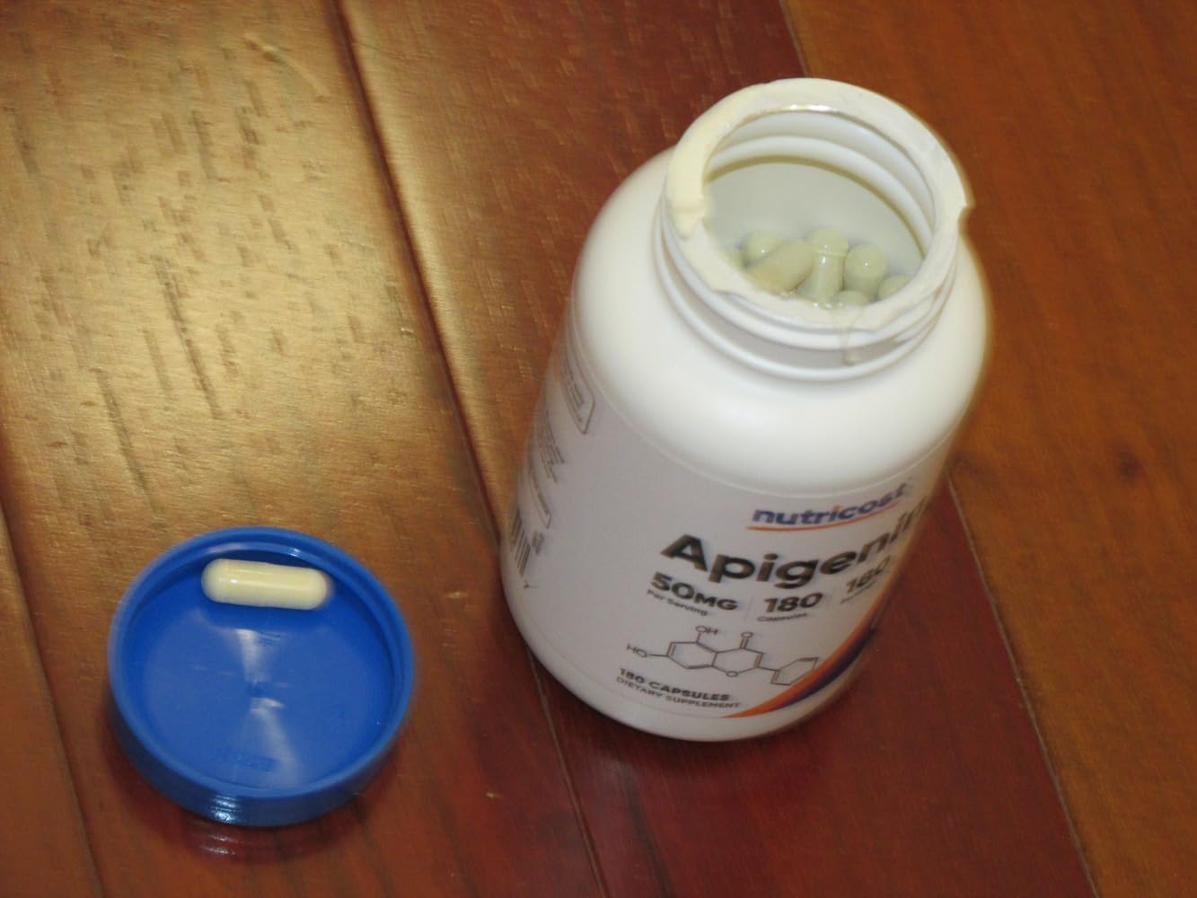 Nutricost Apigenin 50mg, 180 Capsules - Non-GMO, Gluten Free, Vegan customer photo 1
