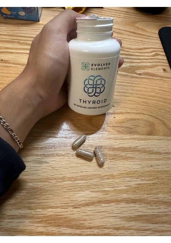 Thyroid - Raw Grass-Fed Desiccated - New Zealand Sourced - Energy & Metabolism Support - Non-GMO, 60 Capsules customer photo 1
