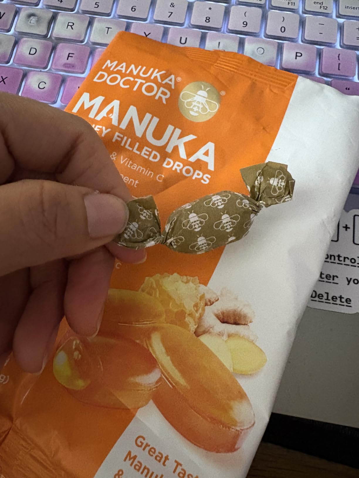 Manuka Doctor Cough Drops, Manuka Middles, 30 Drops - Throat Lozenges Infused with Raw Manuka Honey, Vitamin C & Ginger for Immune Support, Helps Soothe Sore Throat customer photo 1