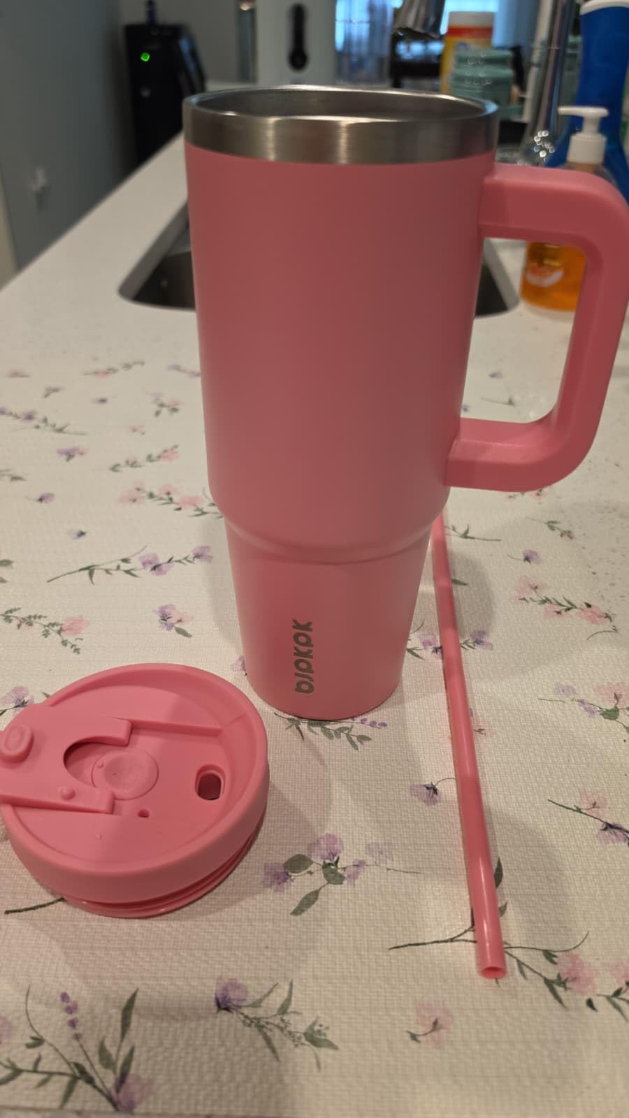 Meoky 24 oz Insulated Tumbler with Lid and Straw, Stainless Steel Vacuum Insulated Tumbler, Keeps Cold for 24 Hours, 100% Leak Proof, Fits in Car Cup Holder (Lilac) customer photo 2