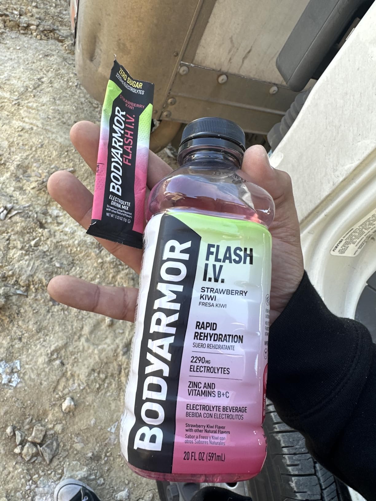 BODYARMOR Flash IV Electrolyte Packets, Strawberry Kiwi - Zero Sugar Drink Mix, Single Serve Packs, Coconut Water Powder (15 Count) customer photo 1