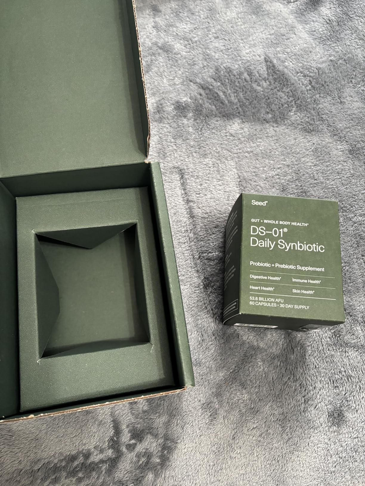 Seed DS-01 Daily Synbiotic - Prebiotic and Probiotic customer photo 2