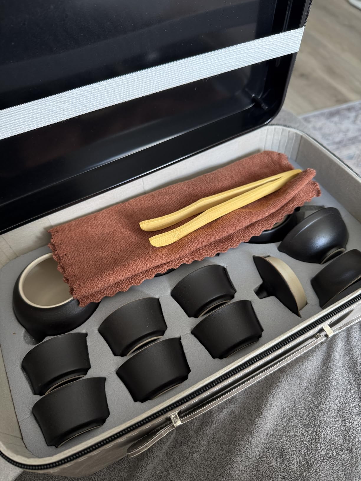 LURRIER Gongfu tea sets, Portable Ceramic TeaSet, Asian Tea sets for adult, Tea Gift sets, Grey leather case, Portable Travel Bag,Home,Gifting,Outdoor and Office(Black) customer photo 1