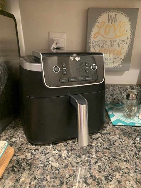 Ninja Air Fryer Pro, 5 Qt, 4-in-1, Grey, AF141 customer photo 2