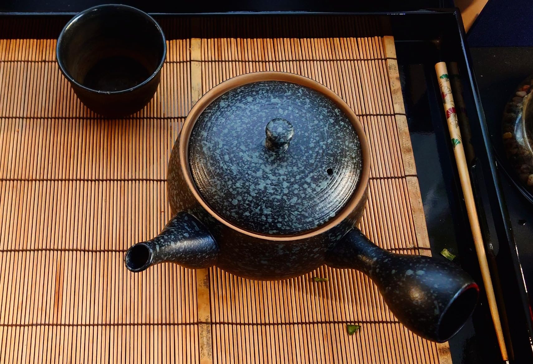 TEANAGOO Japan Kyusu (8.5 oz) with Steeper/Ceramic Teapot with infuser | Small Ceramic Side-handle Tea Pot with infusers for loose tea | VP7, Brown Bronze customer photo 1