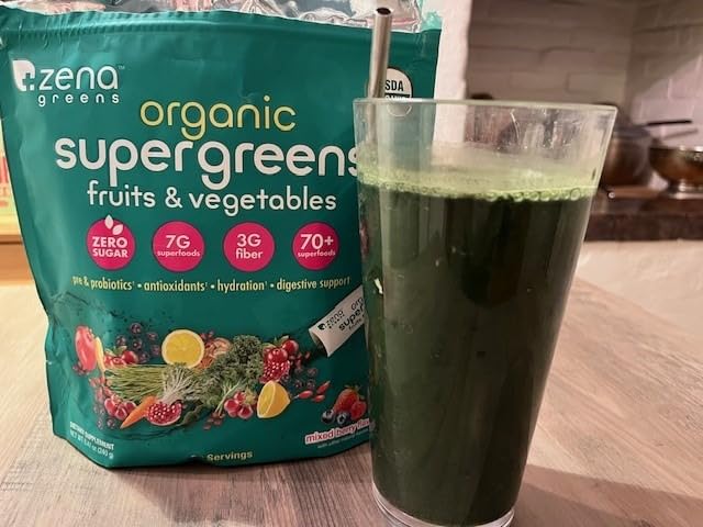Zena Nutrition Organic Super Greens Powder, 70+ Superfoods, 0 Sugar, 3G Fiber, Spirulina, Chlorella, Antioxidants, Prebiotics/Probiotics, Digestive Enzymes, Mixed Berry, 30 Servings customer photo 2