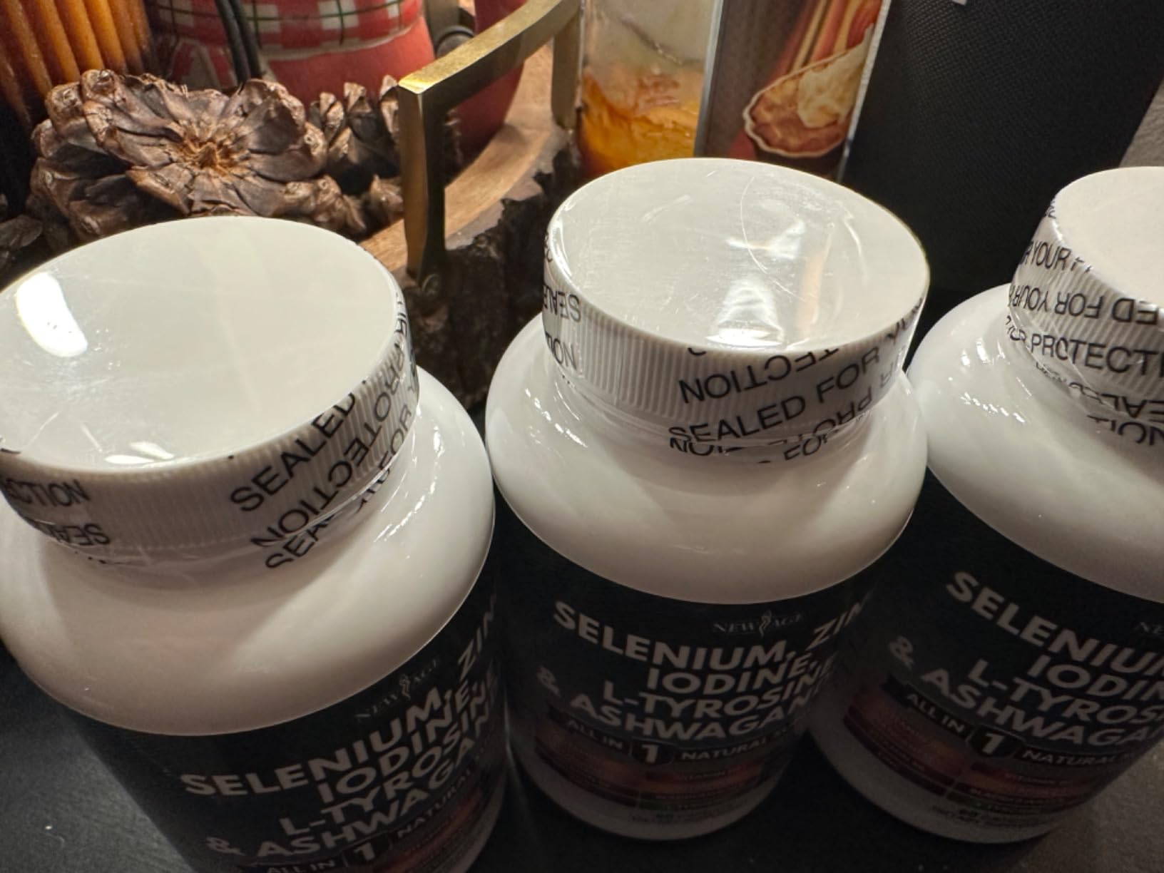 NEW AGE Selenium, Zinc, Iodine, L Tyrosine, Ashwagandha - Supplement for Women and Men with Bladderwrack, Turmeric, Silica Kelp, Schisandra - 120 Count customer photo 2