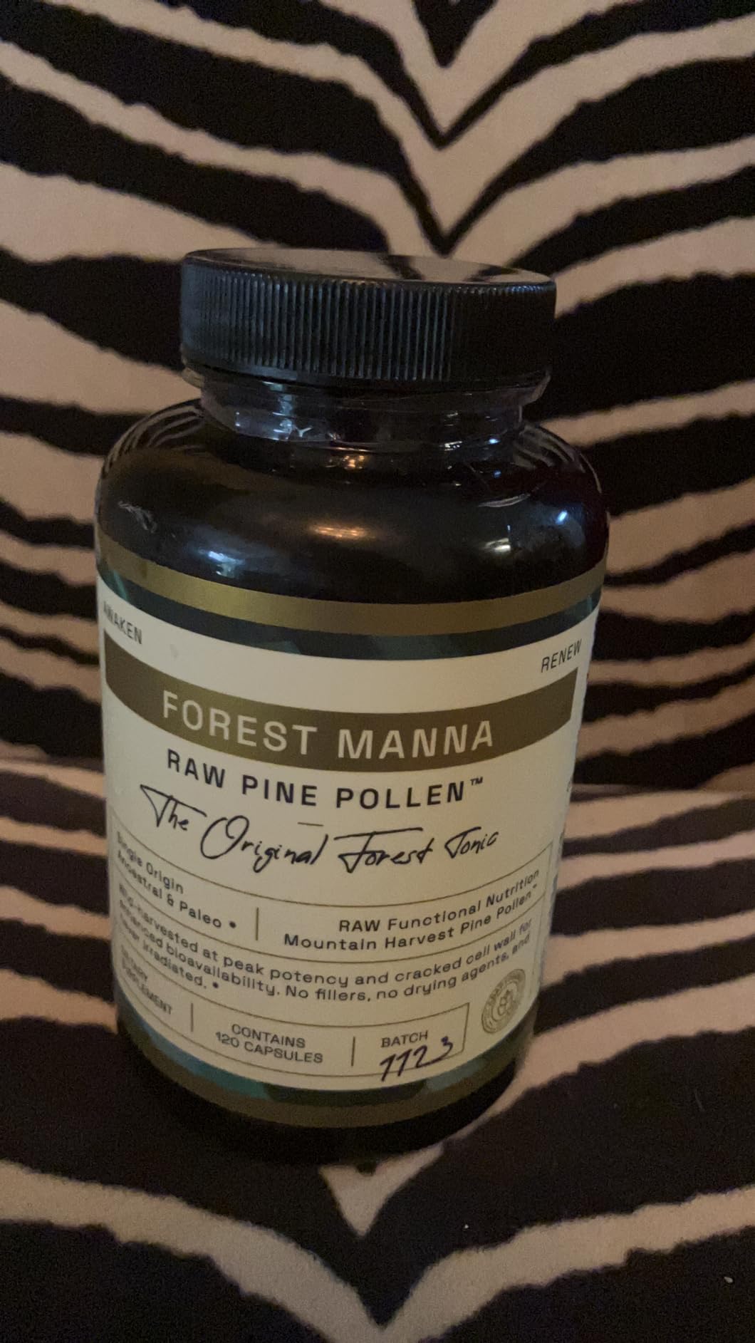 Forest Manna RAW Pine Pollen Powder - Adaptogenic Functional Nutrition - Single Origin Pine Pollen - Vegan, Gluten-Free, & Non-GMO - 70 Gram Jar customer photo 1