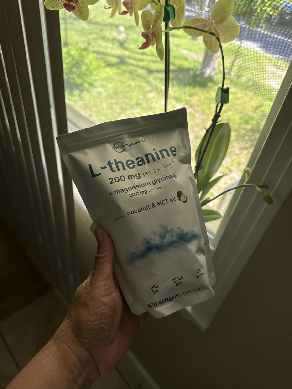 L-Theanine 200mg with Magnesium Glycinate, 400 Coconut MCT Oil Softgels | 2-in-1 Amino Acid & Mineral Complex | Gentle Care All Day & Night customer photo 1