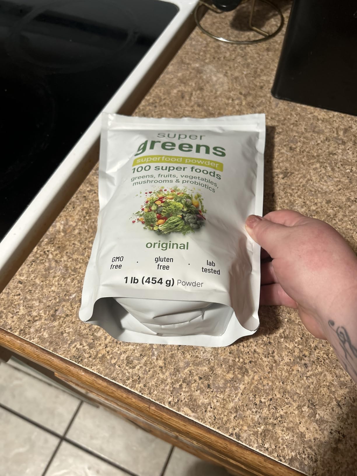 Micro Ingredients Super Greens Powder, 1lb | 100 Superfood Blend with Daily Greens, Probiotics, Fruits, Vegetables & Mushrooms | Source of Vegan Protein & Enzymes | Non-GMO, Gluten-Free, No Additives customer photo 2