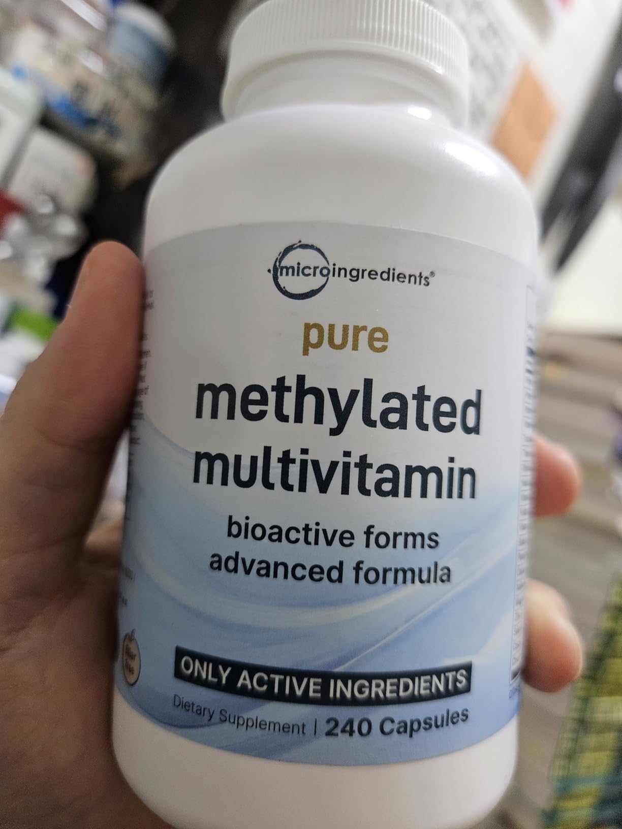 Micro Ingredients Pure Methylated Multivitamin, 240 Capsules | 19-in-1 Formula with Vitamins C, D, B12, Folate, Magnesium, Zinc & More | Filler Free, Non-GMO customer photo 1