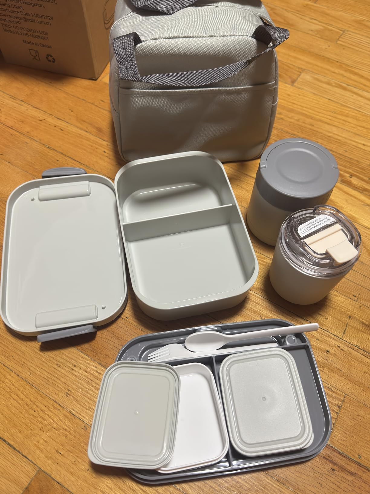 Bento Lunch Box Set with 10.5oz Soup Thermo Food Jar for Adults Kids, Stainless Steel Leak-proof Lunch Container with 4 Compartment, Coffee Tumbler with Lunch Bag for School Travel Office-Grey customer photo 1