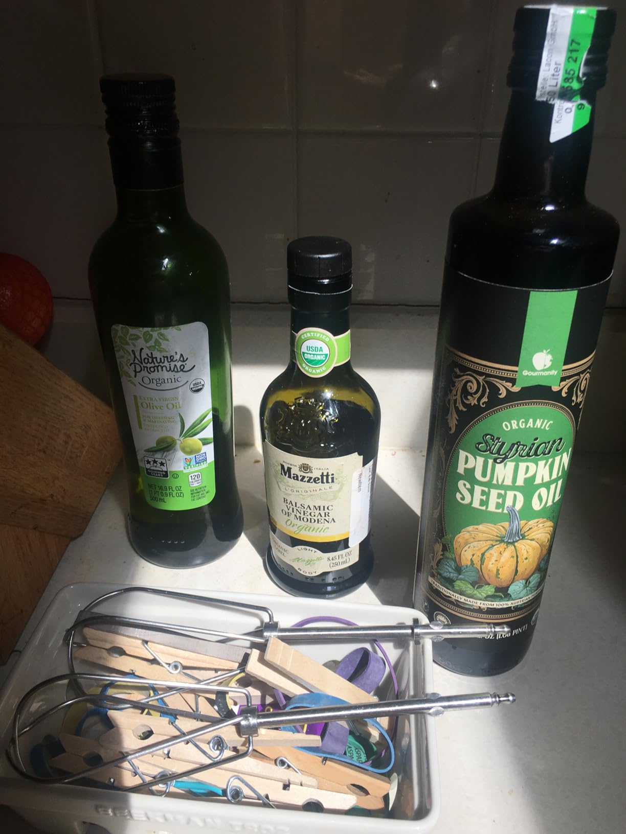 Gourmanity Organic Cold Pressed Styrian Pumpkin Seed Oil, Traditionally Made in Austria, 100% Pure Healthy and Delicious Oil, Non-GMO, Vegan and Keto Friendly, Perfect Drizzled Over Salads, 16.9 oz customer photo 1