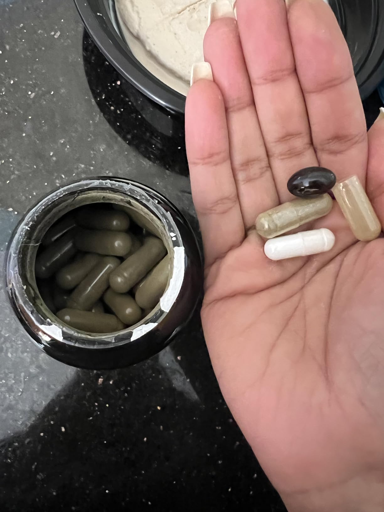 Organic Spearmint Capsules - 1000mg Vegan & Non-GMO Herbal Supplement - Daily Wellness and Balance - Alternative to Spearmint Tea - 50-Day Supply customer photo 2