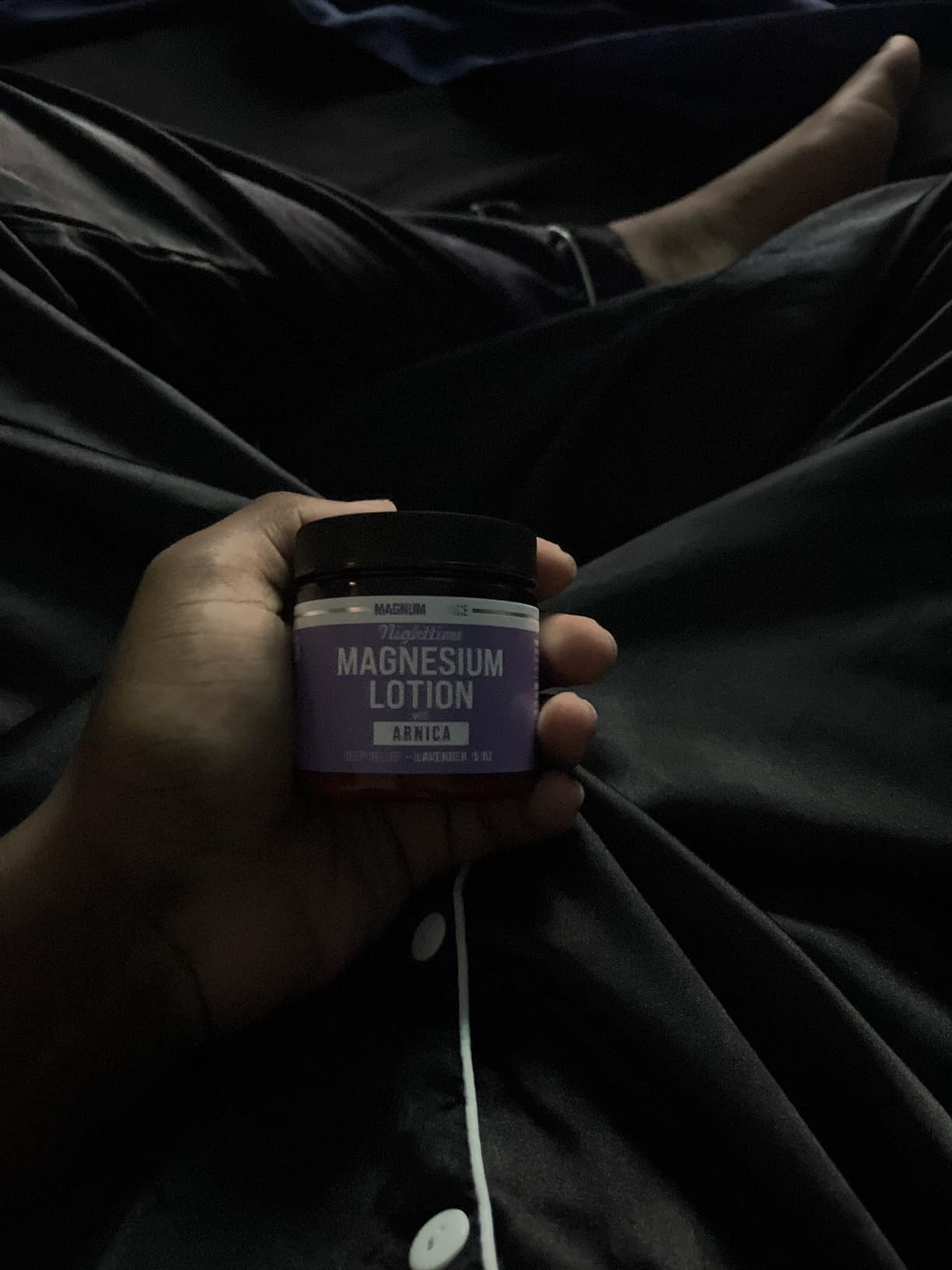 Magnum Solace Nighttime Magnesium Lotion with Arnica - Highly Concentrated Magnesium for Muscles & Joints - Apply to Legs or Feet Before Bed - Skin-Friendly customer photo 2