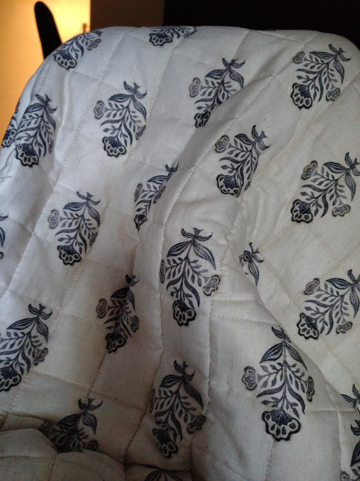 YnM Cooling Weighted Blanket for Adults, 15lbs Heavy Bed Throw Comforter with 100% PE Fabric, Ideal for Hot Sleepers or Summer Days(48x72 Inches for Twin/Full Bed, 15 Pounds,Blue) customer photo 1