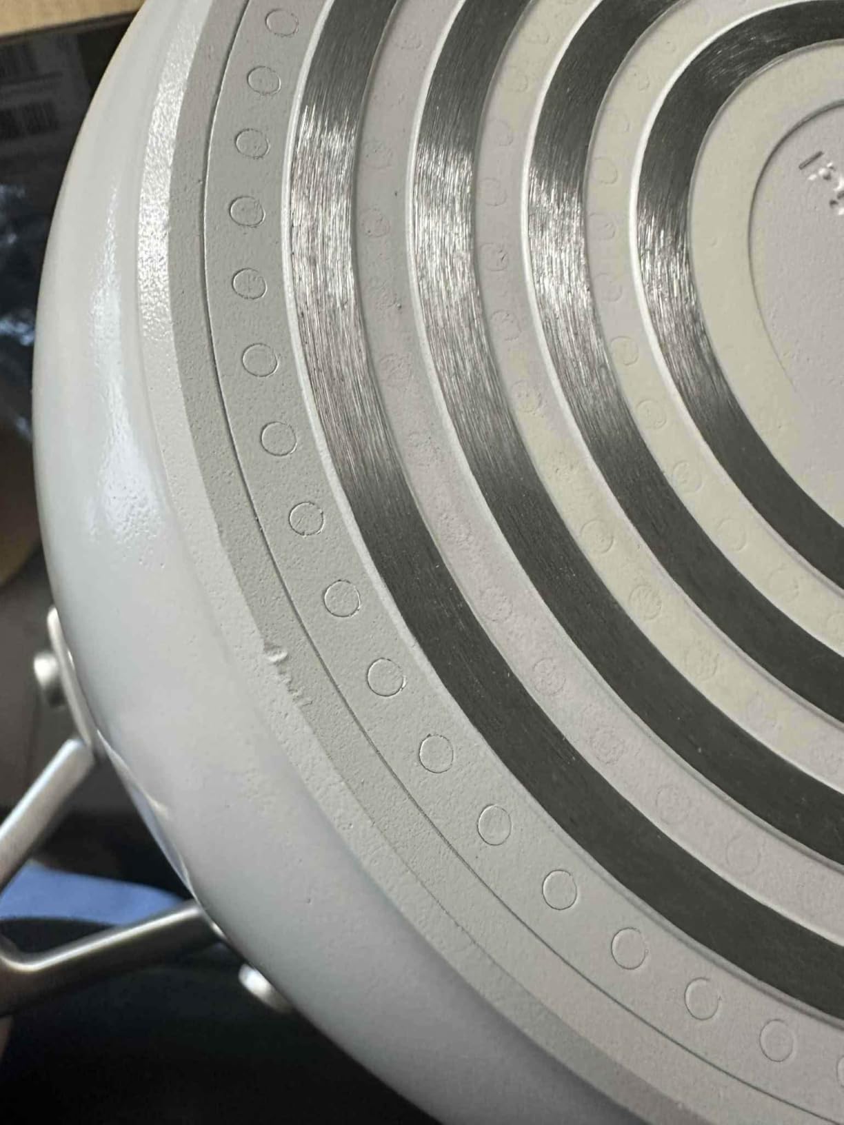 KitchenAid Hard Anodized Ceramic Induction Nonstick Pots and Pans with Saucepans, Frying Pans, Stockpot, and Lids, Dishwasher Safe, 9 Piece Cookware Set with Stainless Steel Handles - Porcelain White customer photo 2