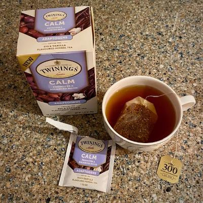 Twinings Superblends Adaptogens Calm with Ashwagandha Fig & Vanilla Flavoured Herbal Tea Caffeine-Free, 18 Tea Bags customer photo 1