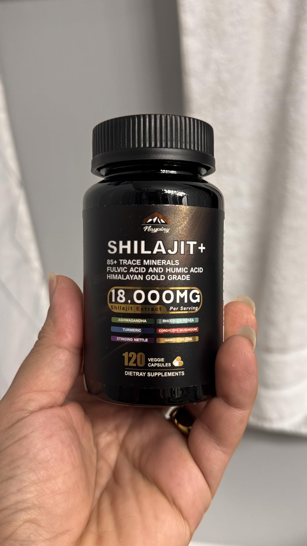 Shilajit Capsules, Himalayan Organic Shilajit for Men and Women, with Ashwagandha Ginseng, Fulvic Acid and More Trace Minerals - 120 Capsules customer photo 1