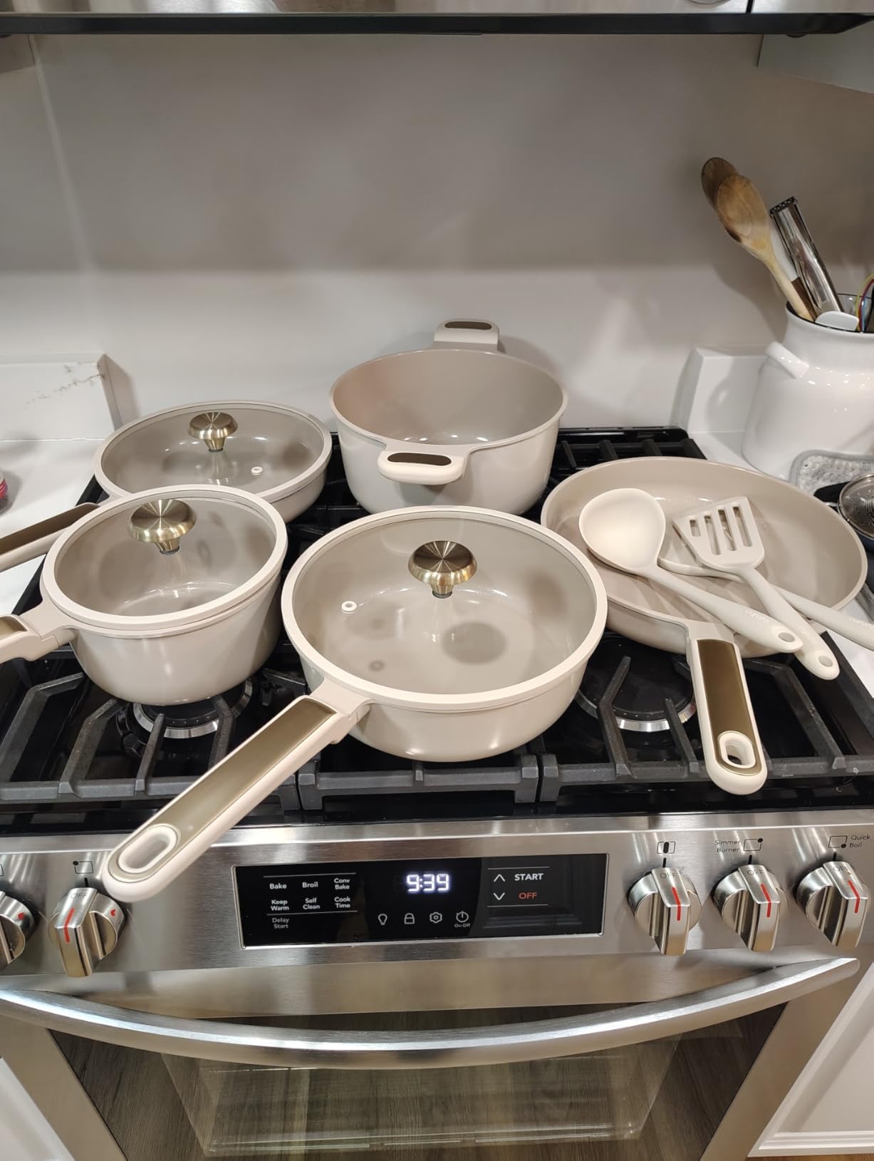 CAROTE Ceramic Cookware Set Nonstick, 14pcs Pots and Pans Set Nonstick, Non-Toxic & PFAS-Free, Dishwasher, RV/Camping Cookware Set, Cooking Pots with Lids, Light Taupe customer photo 1