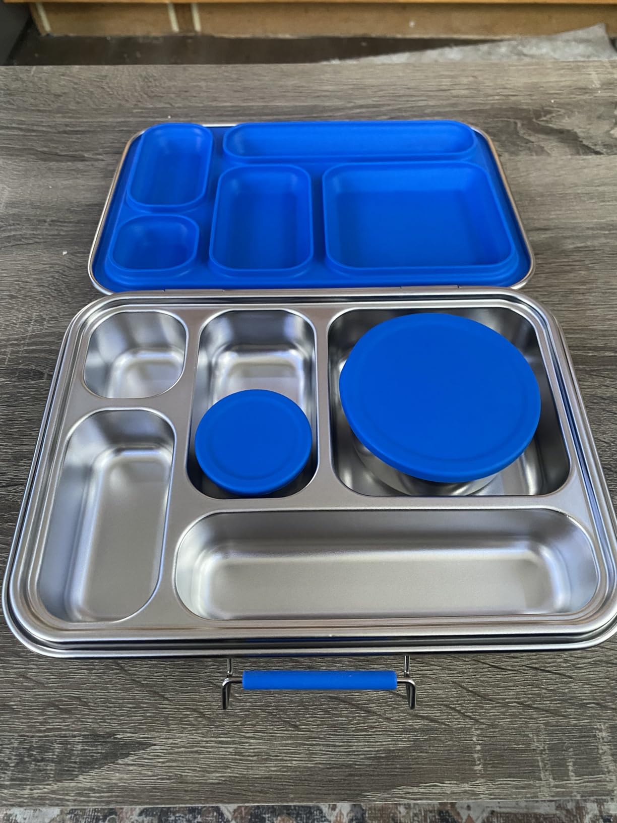 Stainless Steel Bento Box for Adults, 31.6oz Leakproof 5-Compartment Metal Lunch Box with 2 Sauce Containers, BPA-Free Food Container for Work Office Picnic, Dishwasher Safe (Green) customer photo 1
