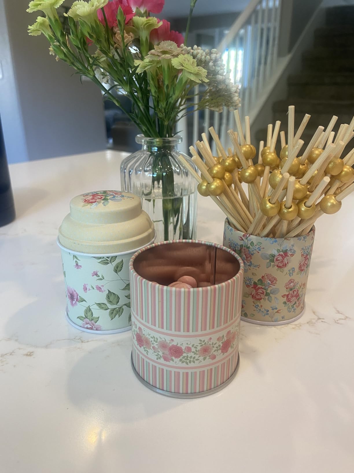 TooGet Tea Tin Canisters 6Pcs - Loose Leaf Tea Storage Small Empty Tins Vintage Round Airtight Storage Tin Containers with Lids, Tinplate for Teas, Coffee, Herbal, Spices & Dry Food (3.93 x 4.13 in) customer photo 2