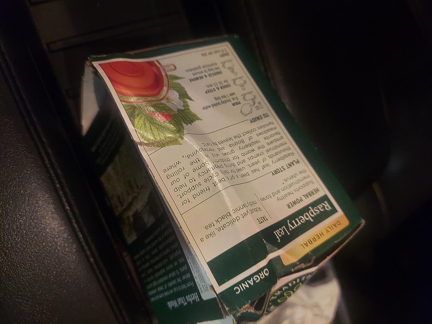 Traditional Medicinals Tea, Organic Raspberry Leaf, Eases Menstrual Cramps, Supports a Healthy Pregnancy, 16 Tea Bags customer photo 2