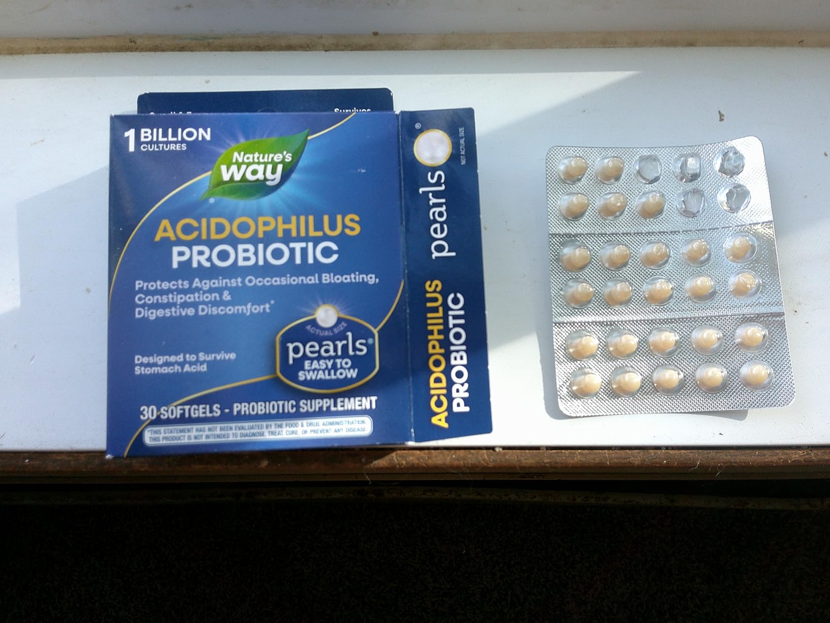 Nature's Way Probiotic Pearls Acidophilus, Supports Digestive Balance & Gut Health*, Reduces Occasional Constipation and Bloating*, 1 Billion CFU, No Refrigeration Required, 90 Softgels customer photo 2