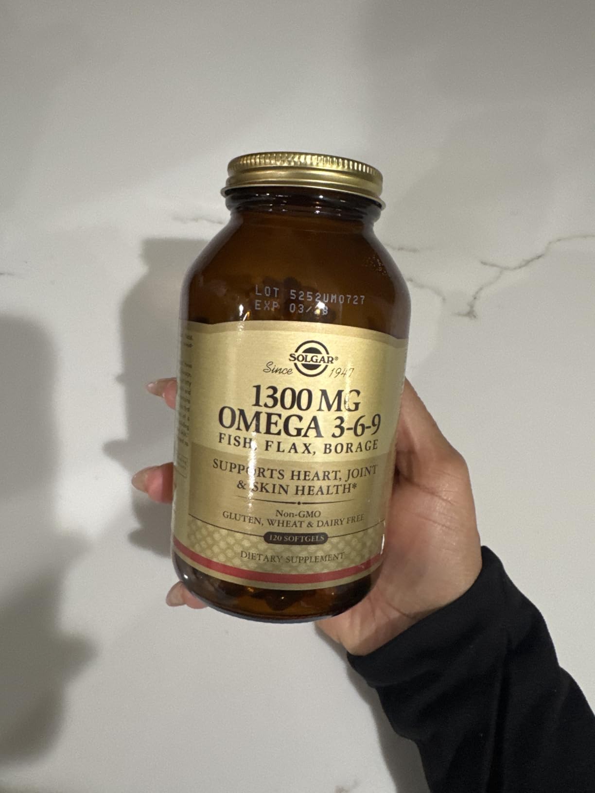 Solgar 1300 mg Omega 3-6-9, 120 Softgels - Fish Oil Supplement - Support for Joint & Skin Health - Includes Flaxseed & Borage - Contains EPA & DHA Omega 3 Fatty Acids - 40 Servings customer photo 1