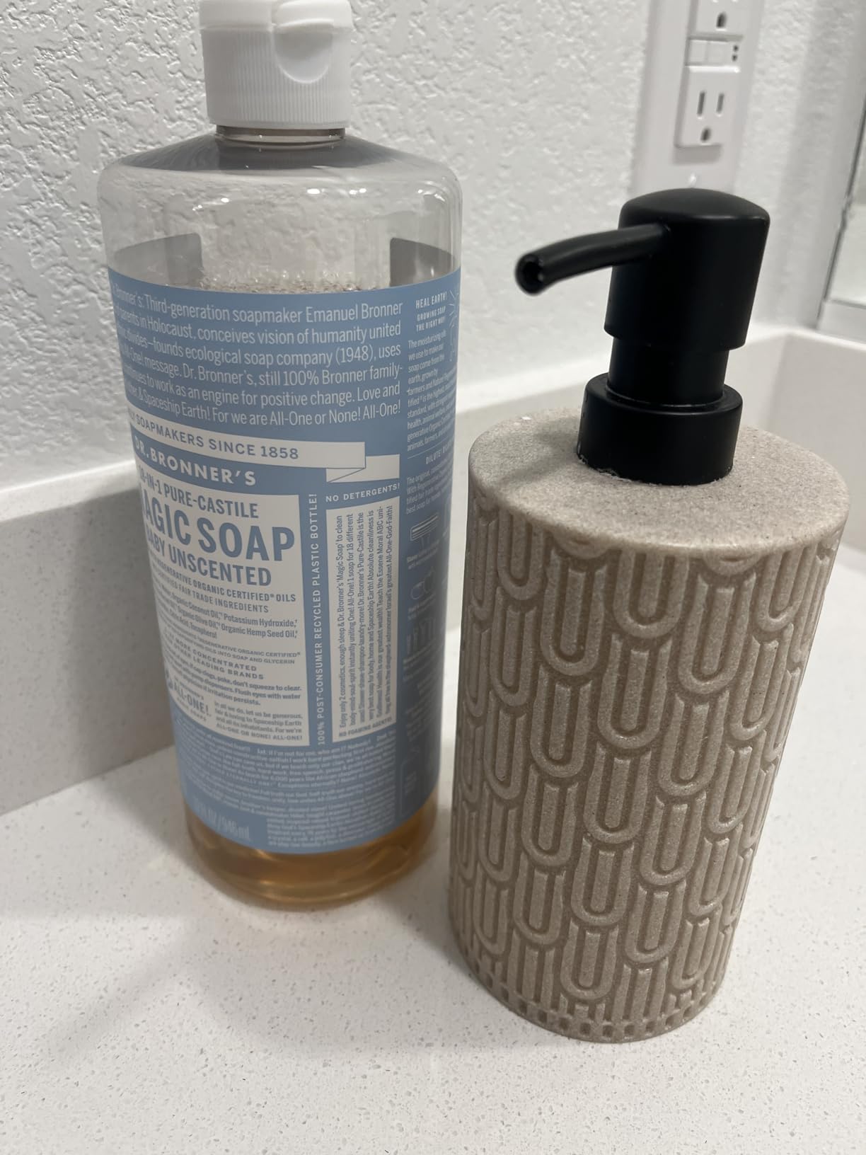 Dr. Bronner's Pure-Castile Magic Soap Liquid (Baby Unscented, 32 Ounce) - Made with Regenerative Organic Certified Oils - For Sensitive Skin, Babies, Face, Hair, Laundry, Dishes, Hand Soap & Body Wash customer photo 2