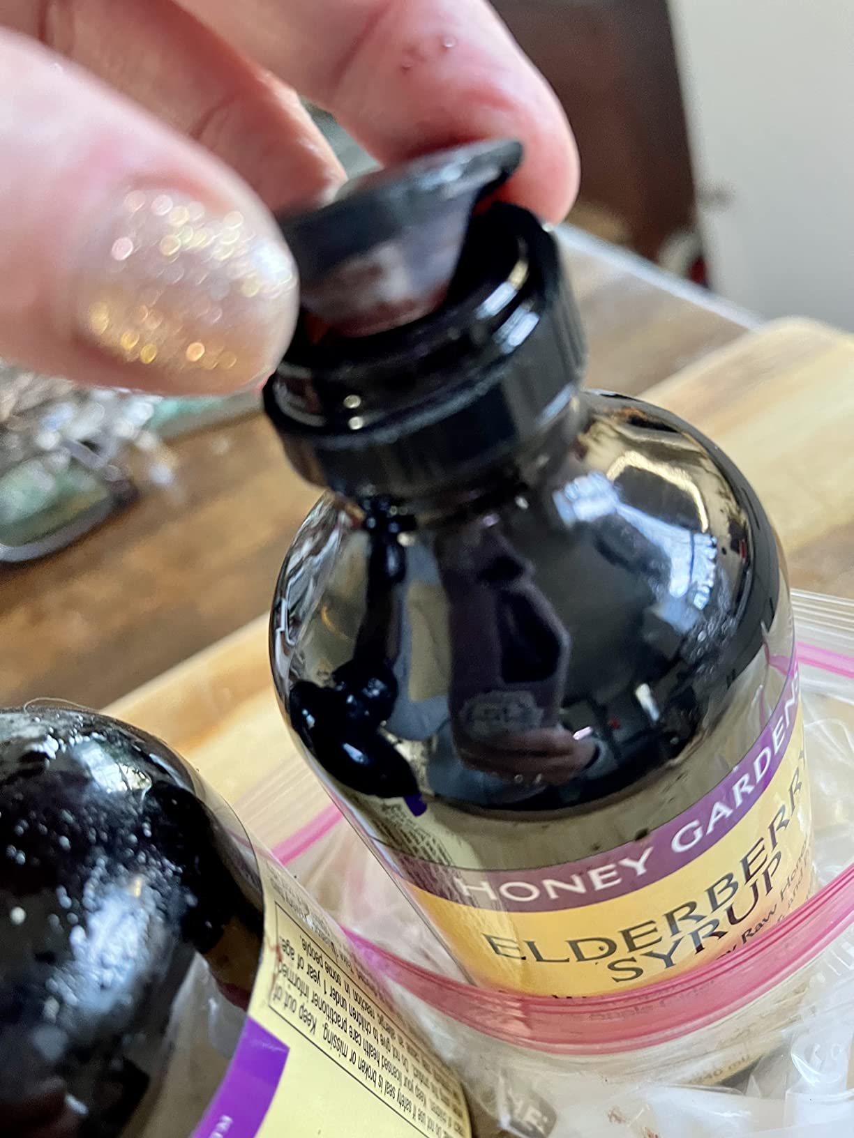 Honey Gardens Elderberry & Honey Immune Syrup - Black Elderberry Syrup for Adults & Kids, Natural Throat Defense Wellness Supplement with Propolis & Organic Apple Cider Vinegar - 8 Fl Oz customer photo 1