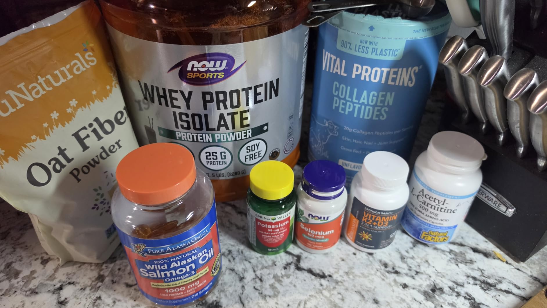 NOW Foods Sports Nutrition, Whey Protein Isolate, 25 g With BCAAs, Unflavored Powder, 1.2-Pound customer photo 1