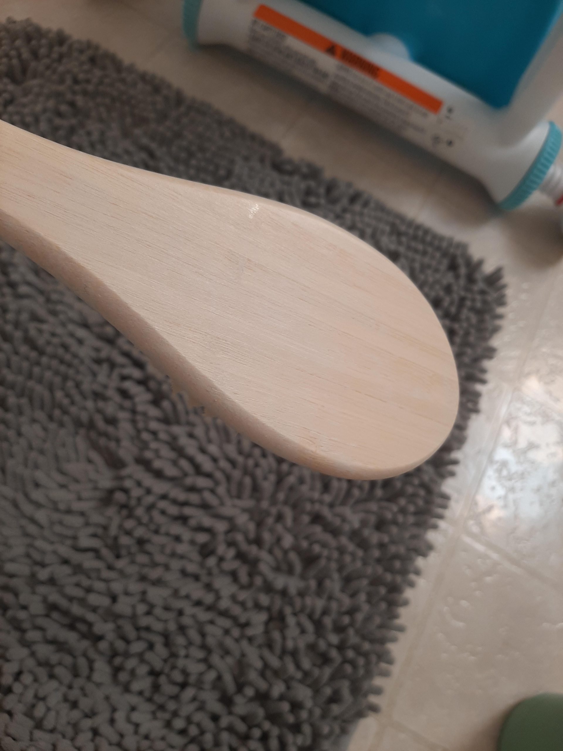 EcoTools Bath Bristle Brush, Bath Brush with Long Handle, Cleanse Back & Hard-to-Reach Areas, Eco Friendly Shower Brush for Exfoliating, Cruelty Free Nylon Bristles, Vegan, 1 Count customer photo 1