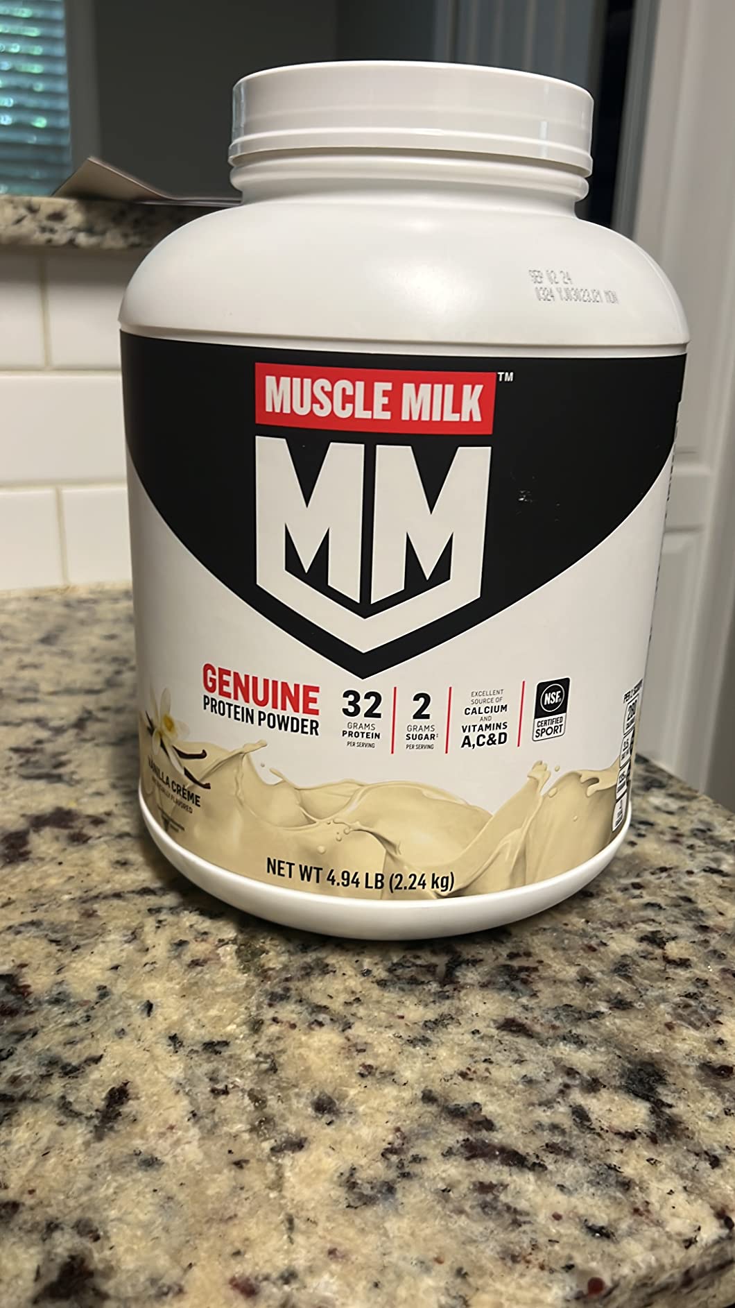 Muscle Milk Genuine Protein Powder, Vanilla Creme, 32g Protein, 4.94 Pound, 32 Servings customer photo 1
