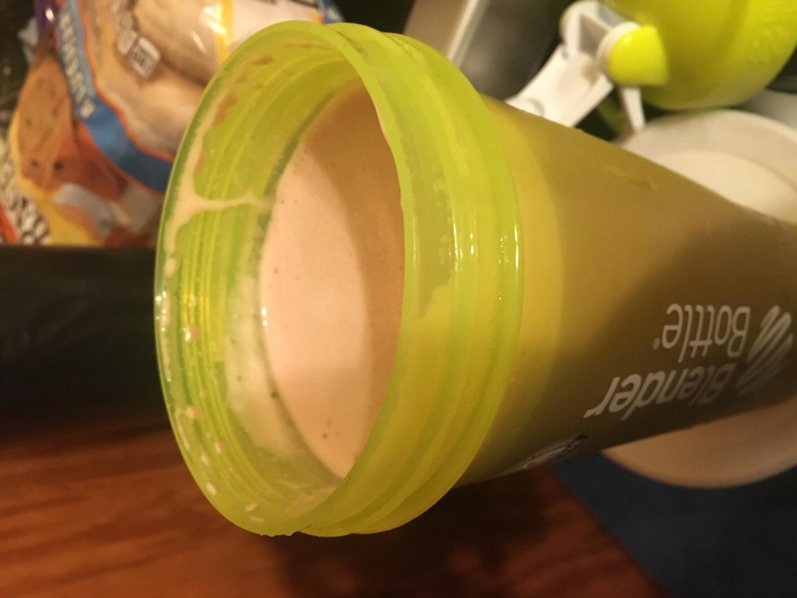 Lean Body All-in-One Chocolate Meal Replacement Shake. 35g Protein, Whey Blend, 7g Healthy Fats & Fibre, 22 Vitamins and Minerals, No Artificial Colours, Gluten Free LABRADA customer photo 2