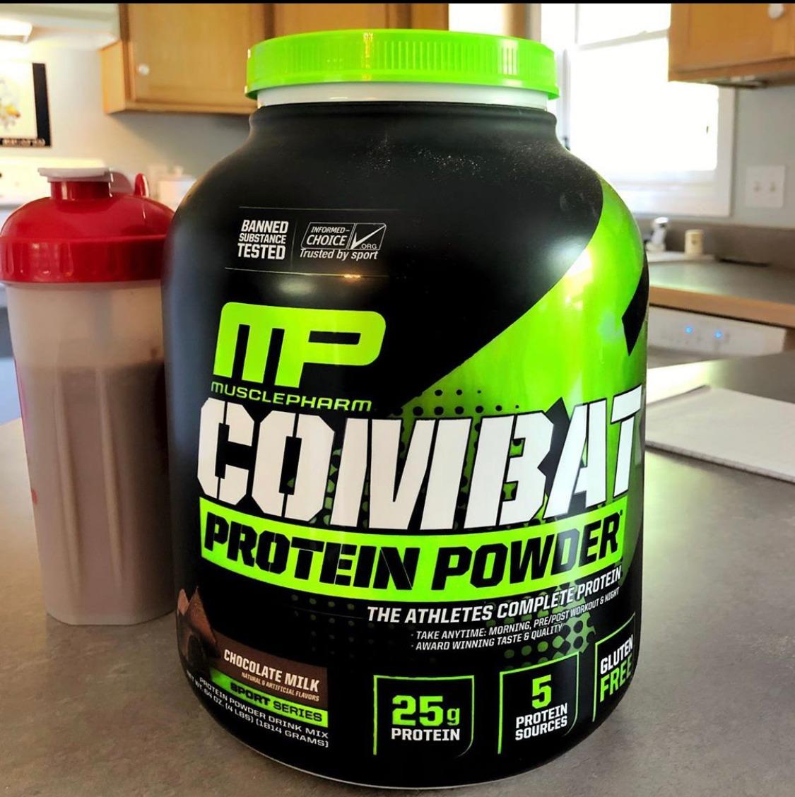 MusclePharm Combat Protein Powder, Chocolate Milk Flavor, Fuels Muscles for Productive Workouts, 5 Protein Sources including Whey Protein Isolate & Egg Albumin, Gluten Free, 4.2 lb, 52 Servings customer photo 1