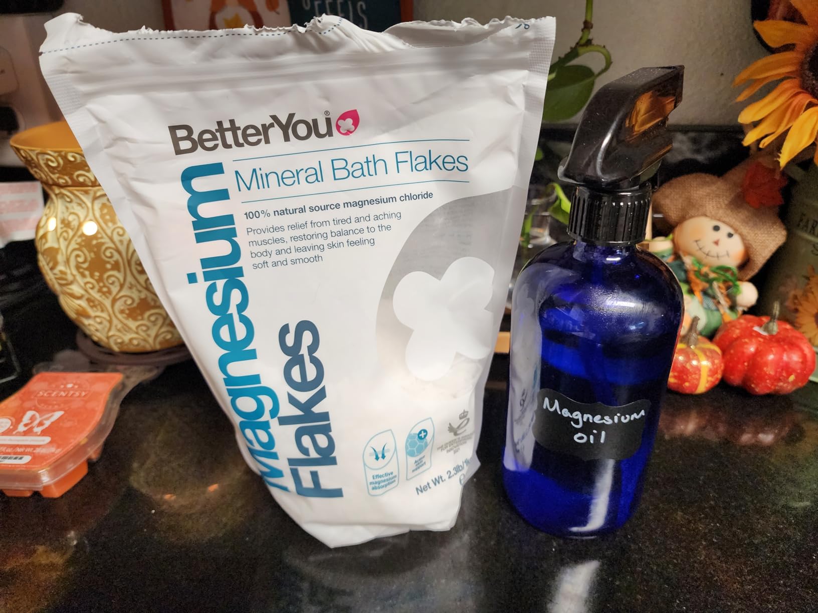 BetterYou Magnesium Mineral Bath Flakes - Mineral Bath Salts with Magnesium Chloride - Foot Bath or Body Bath Soak - Safe On Sensitive Skin - 2.3 lb customer photo 1