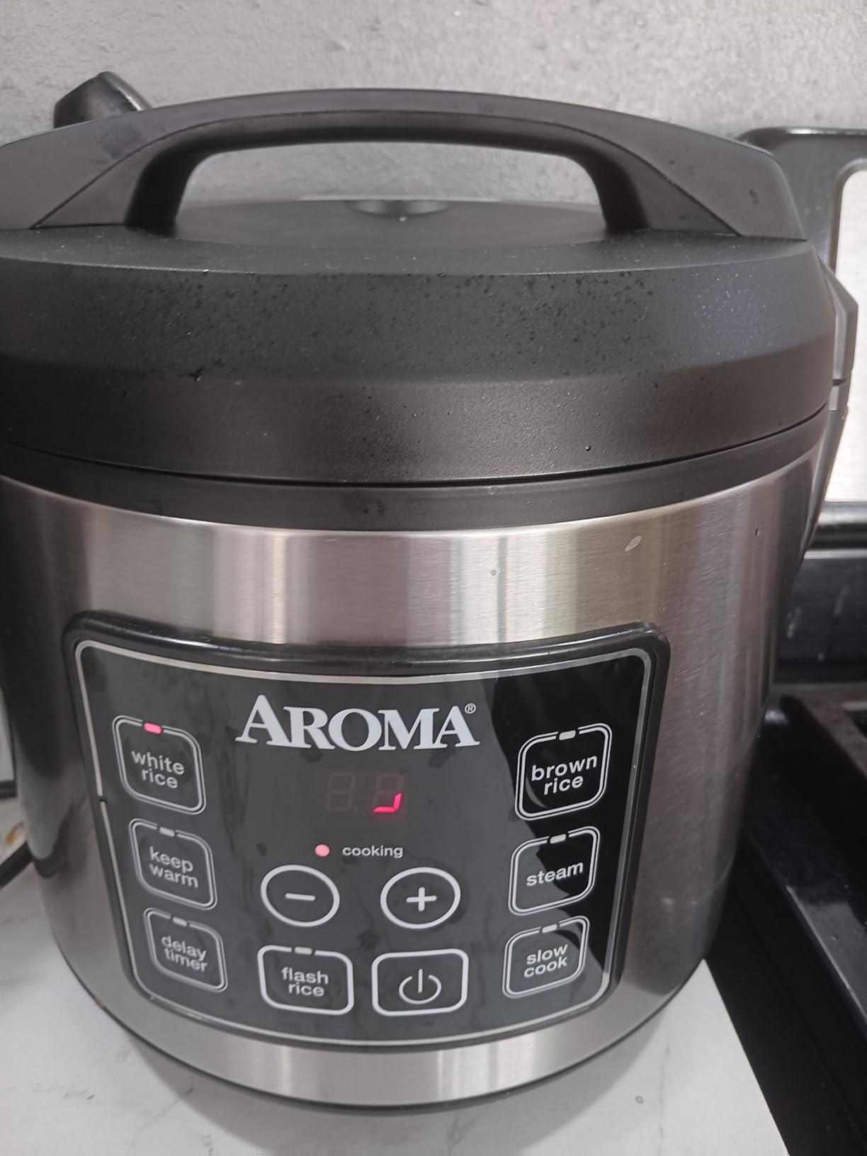 Aroma Housewares 20 Cup Cooked (10 cup uncooked) Digital Rice Cooker, Slow Cooker, Food Steamer, SS Exterior (ARC-150SB), Black customer photo 1