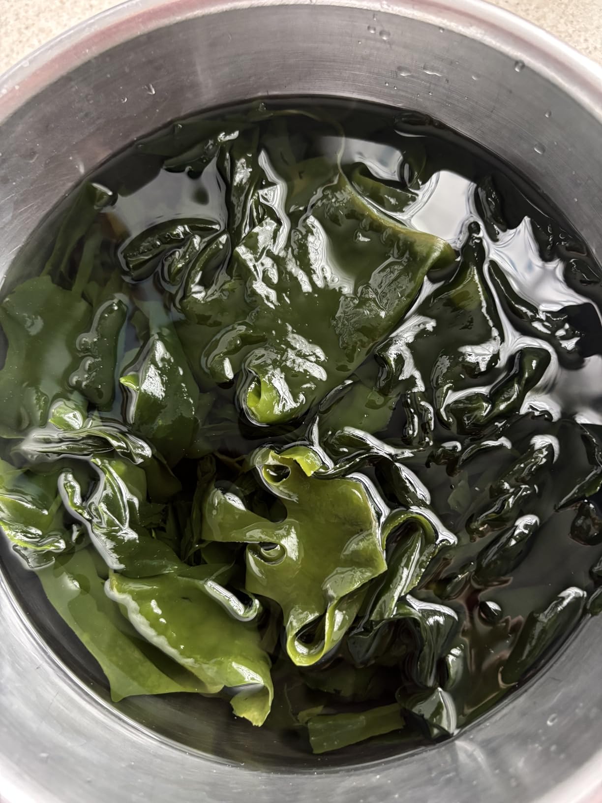 Dried Seaweed Miyeok | Premium Korean Baby Wakame Cut Flakes for Miyeokguk Soup, Miso Soup | Clean South Sea (Namhae) Harvest | 20 Servings | Expands 10x When Soaked | Resealable Bag | Product of Korea [150g, Pack of 1] - O'food customer photo 1