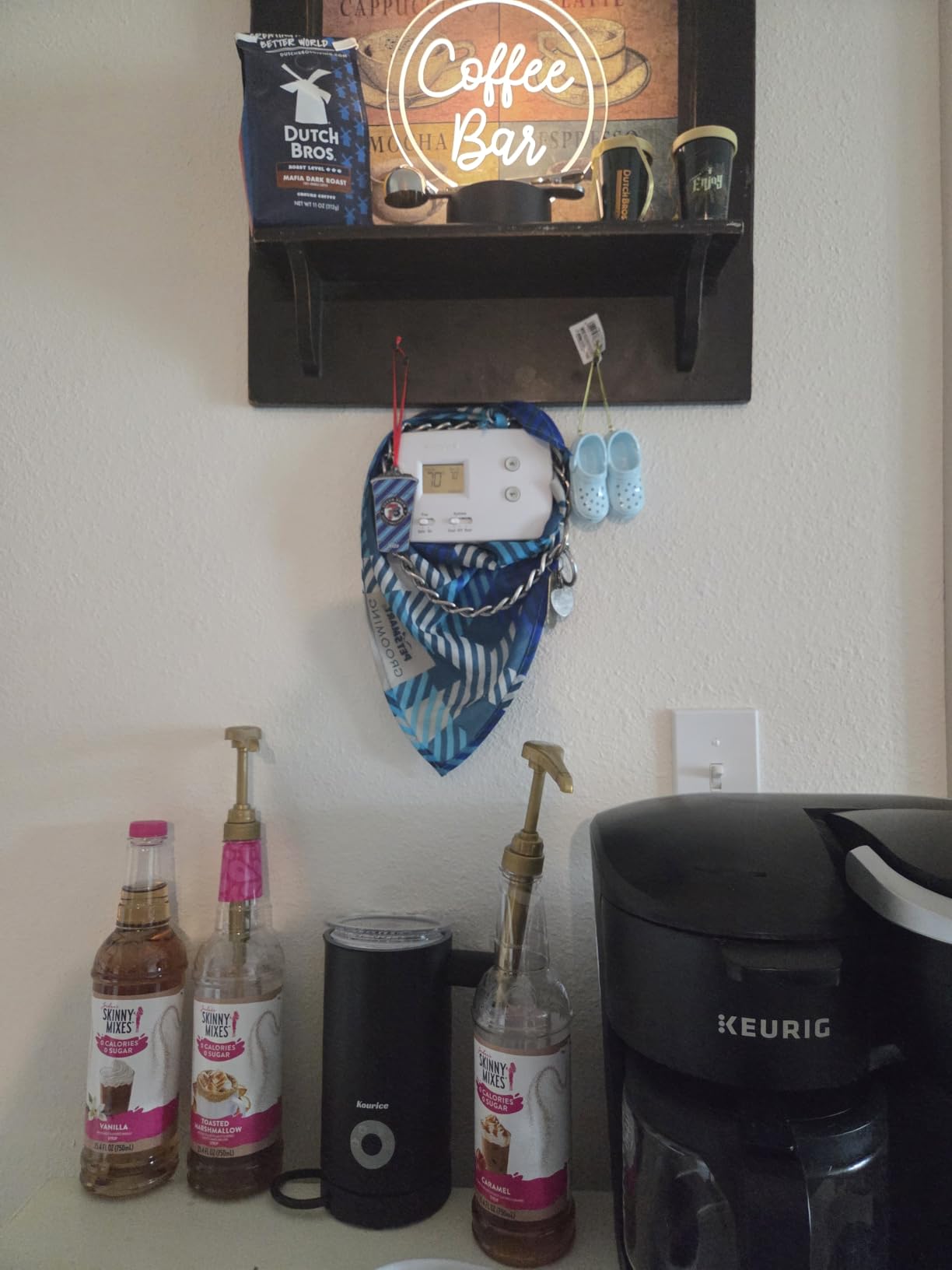 Jordan's Skinny Mixes Sugar Free Coffee Syrup, Vanilla Coffee Flavoring Syrup, Zero Calorie Drink Mix, Lattes, Baking, Protein Shake or Cocktail, Dairy & Gluten Free, Kosher, 25.4 Fl Oz customer photo 1