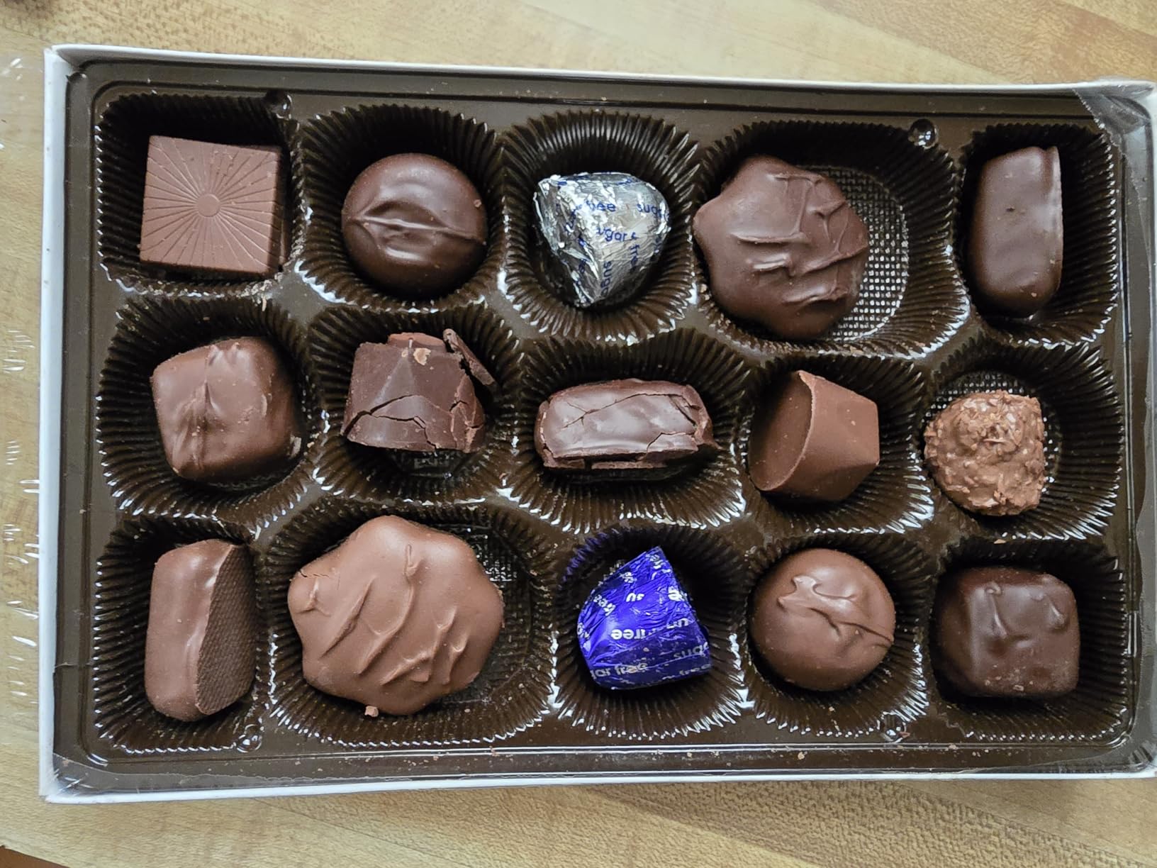 Asher's Sugar Free Chocolate Candy Assortment - Kosher, Milk & Dark Chocolates (15 pieces, 8 oz.) customer photo 1